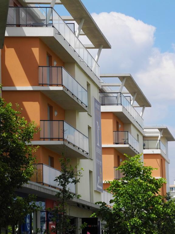 Villa Val Senart 1Ere Avenue Quincy-sous-Sénart Exteriör bild